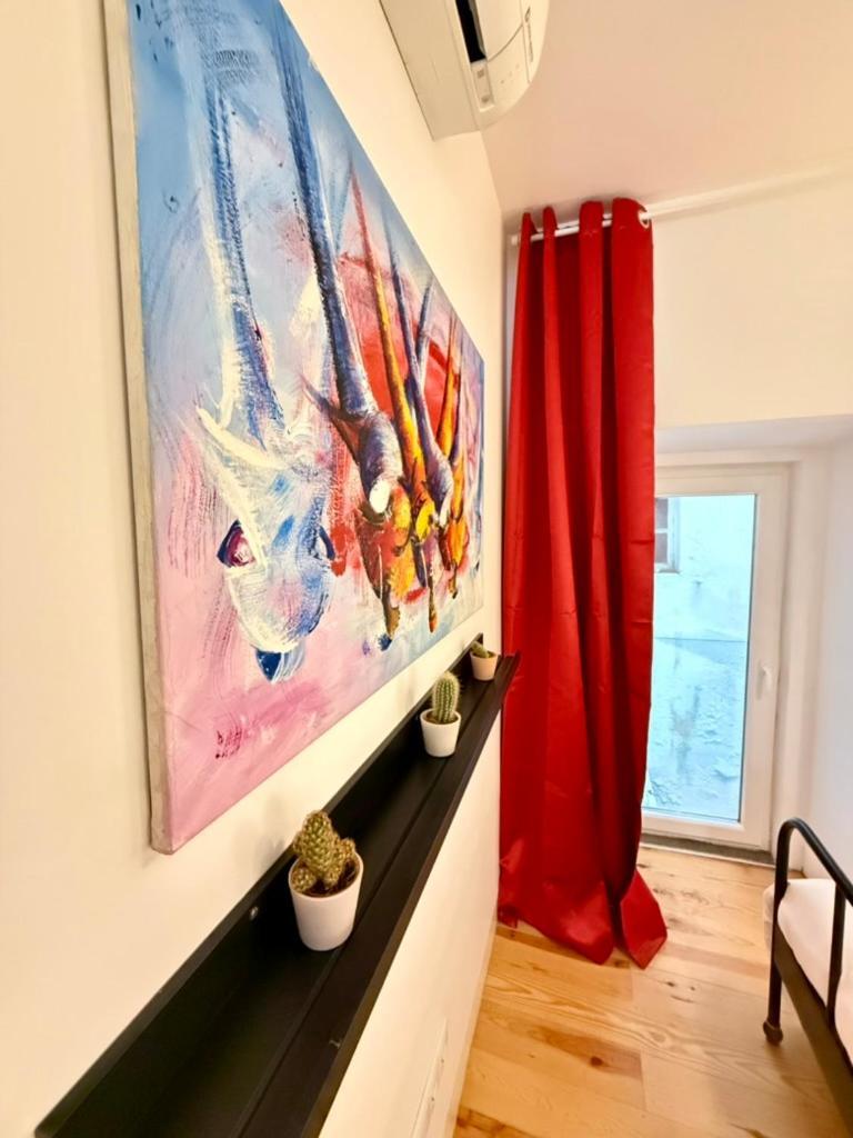 Apartment Em