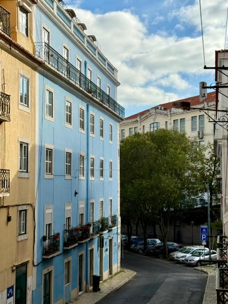 Apartment Em
